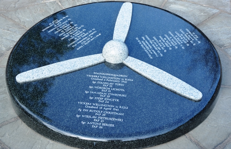 004 bleasby aircrews memorial 1 5 2018 w800 1