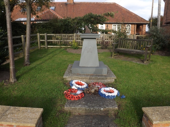 SUTTON ON THE FOREST  YORKSHIRE  NORTH  0001  22 09 2013  547x410