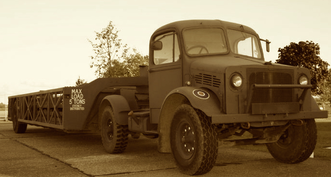 queen mary aircraft recovery truck
