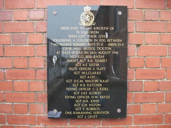 Hull Bridge Mem 547x410