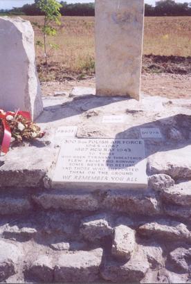 5da4974a3511e 300 Sqdn PAF Faldingworth 1 547x410