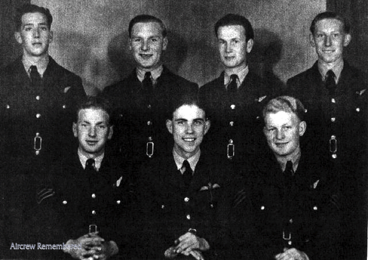 61 squadron lancaster iii lm720 qr d crew 1