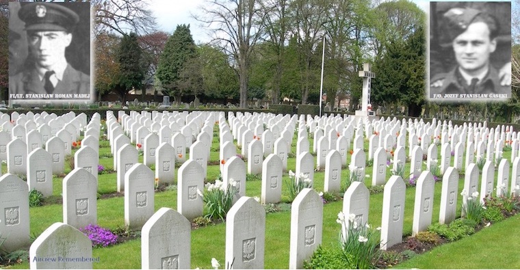 307 squadron mosquito xii e hk194 ew l newark cemetery 1 w800 1